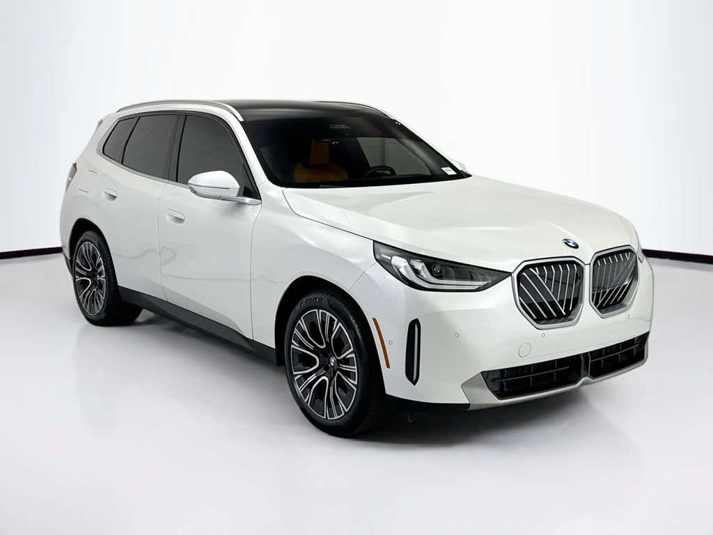 Certified 2025 BMW X3 xDrive30i w/ Premium Package AWD/4WD image 3