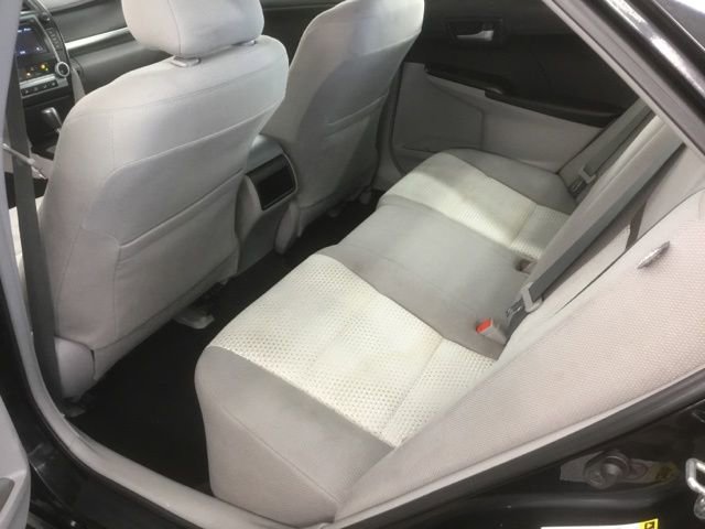 Used 2012 Toyota Camry LE image 16