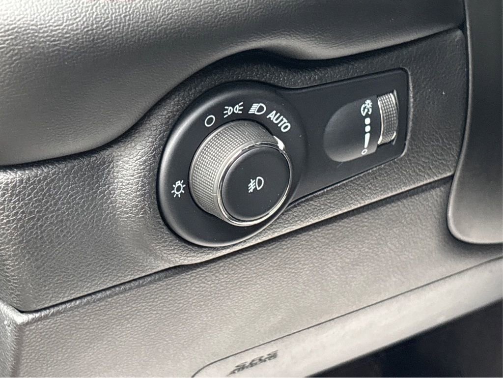 Used 2022 Dodge Durango R/T image 24