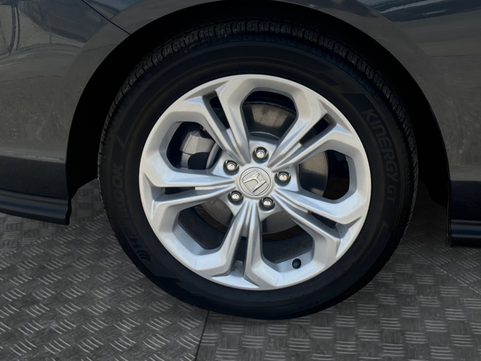 Used 2026 Honda Accord LX image 9