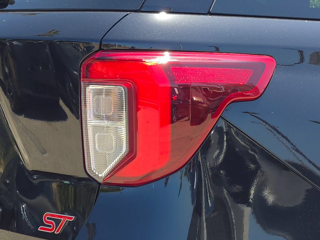 Used 2021 Ford Explorer ST w/ Equipment Group 401A AWD/4WD image 5