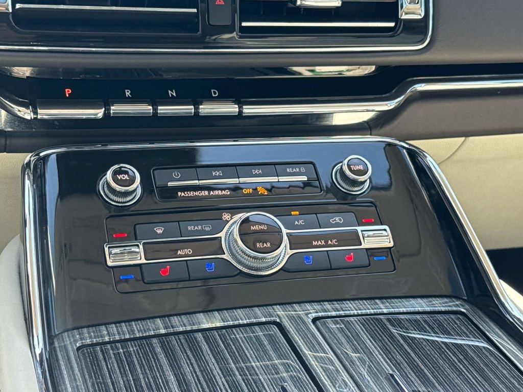 Certified 2022 Lincoln Navigator Black Label AWD/4WD image 20