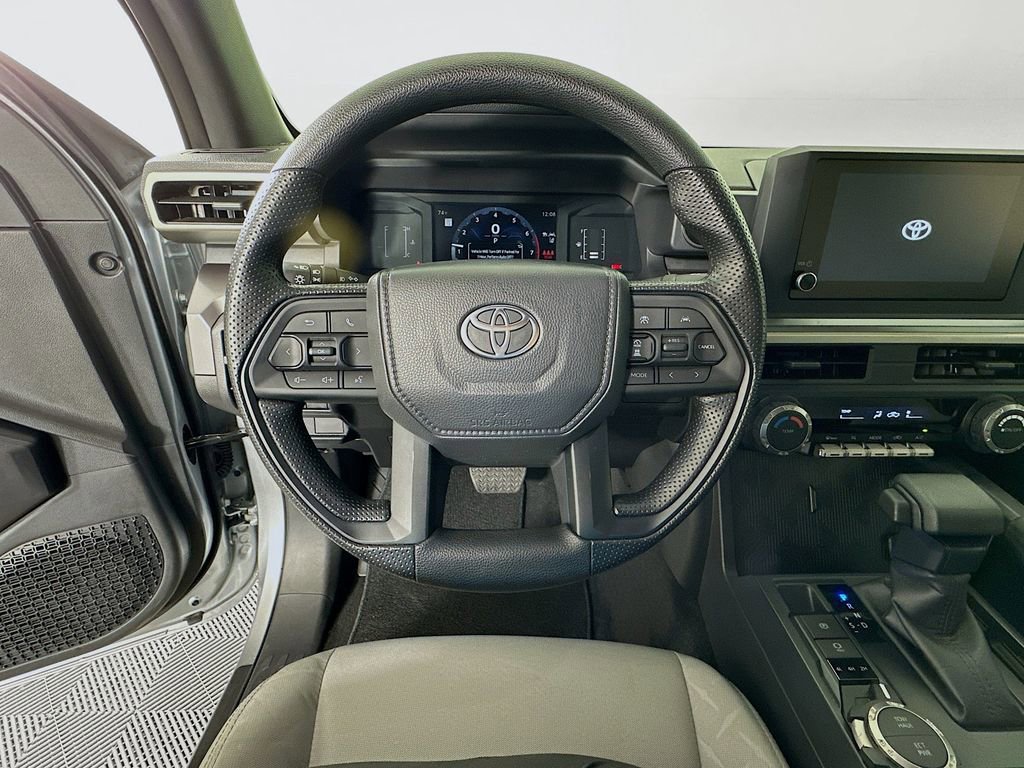 Certified 2025 Toyota Tacoma SR5 image 11