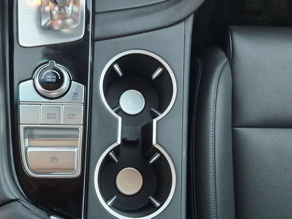 Used 2025 Genesis G70 2.5T RWD image 24
