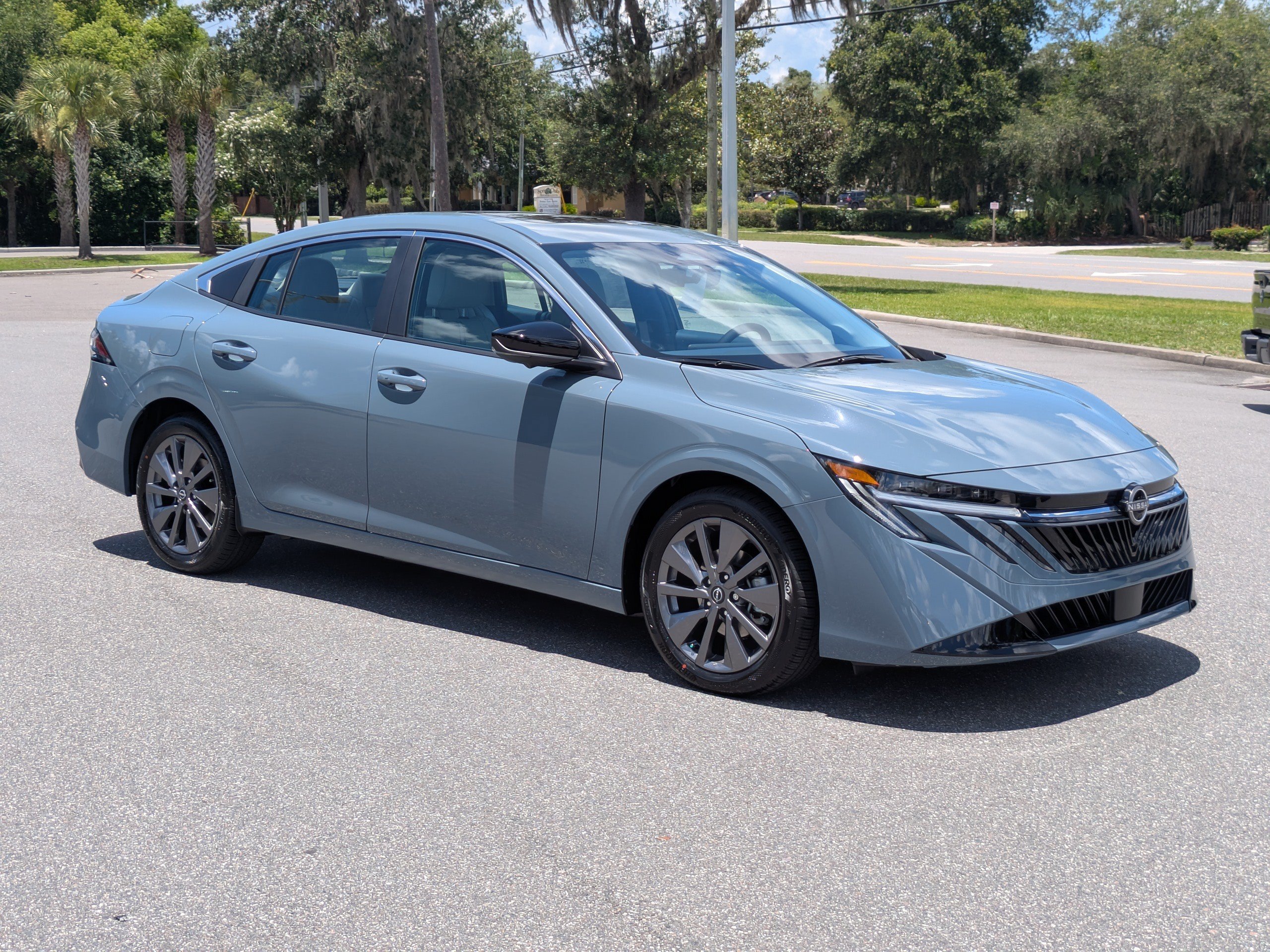 New 2026 Nissan Sentra SL w/ Floor Mat Package FWD image 3