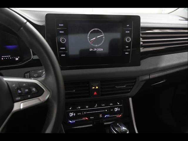 Certified 2025 Volkswagen Jetta SE FWD image 9