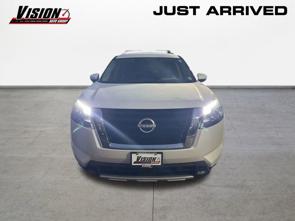 New 2025 Nissan Pathfinder SL video 2