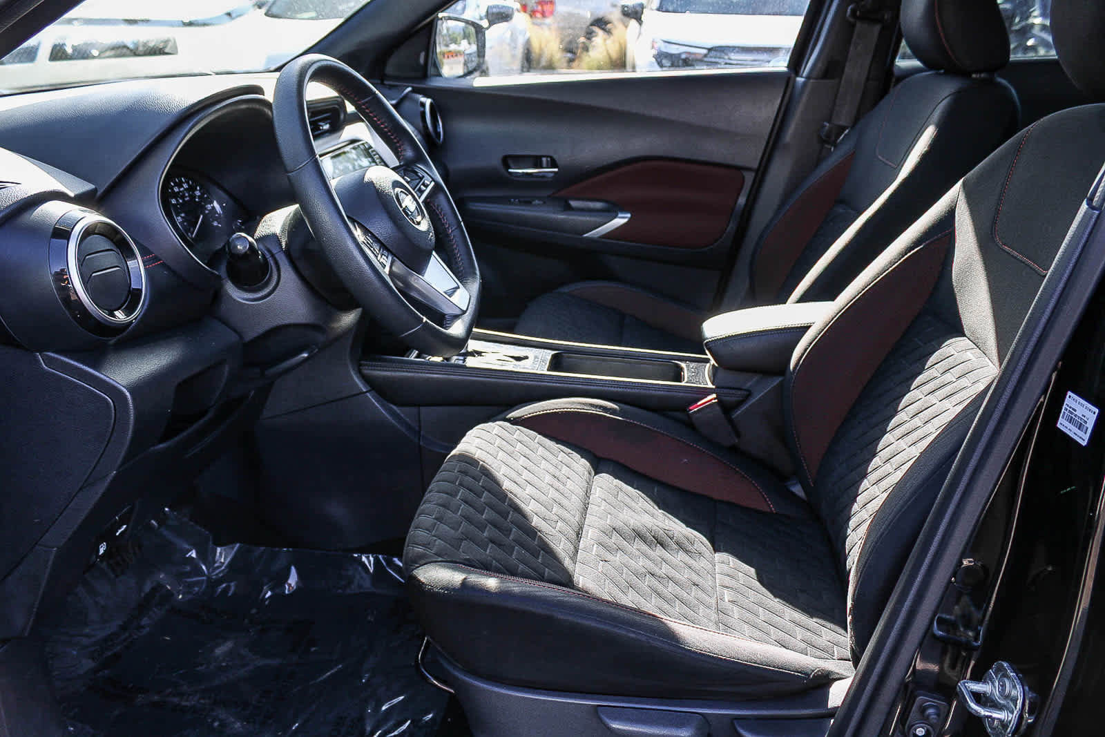 Used 2021 Nissan Kicks SR image 13