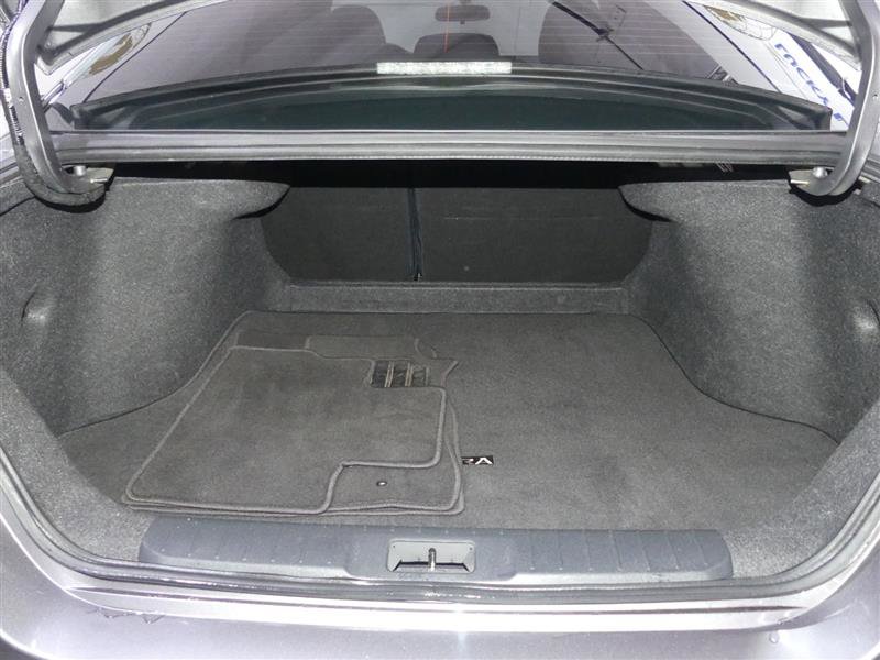 Used 2020 Nissan Sentra SV image 9