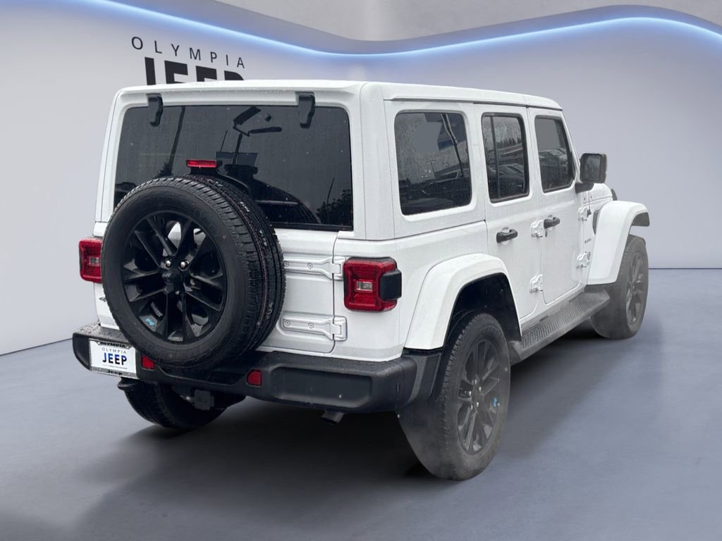 Certified 2022 Jeep Wrangler Unlimited Sahara w/ Cold Weather Group image 6