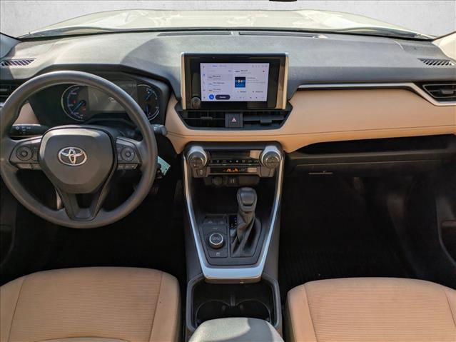 Used 2023 Toyota RAV4 LE image 17