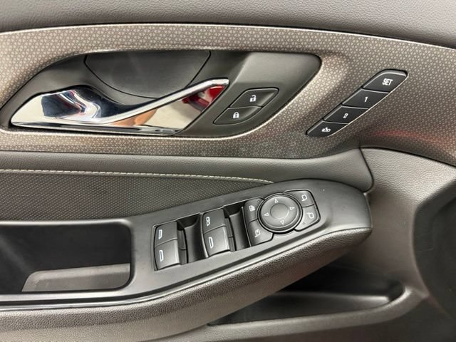 Certified 2023 Chevrolet Traverse Premier AWD/4WD image 19