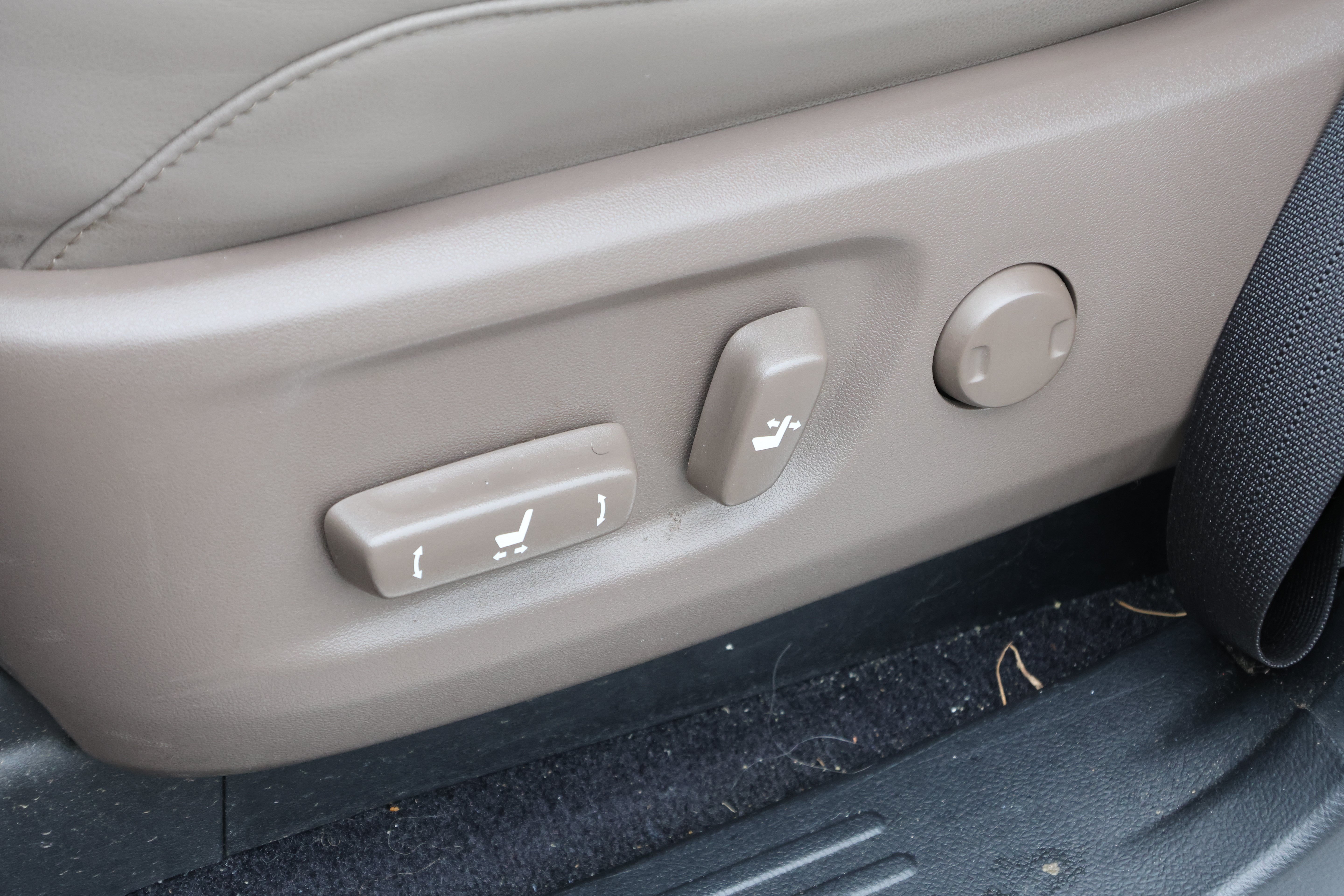 Certified 2020 Lexus GX 460 Premium AWD/4WD image 31