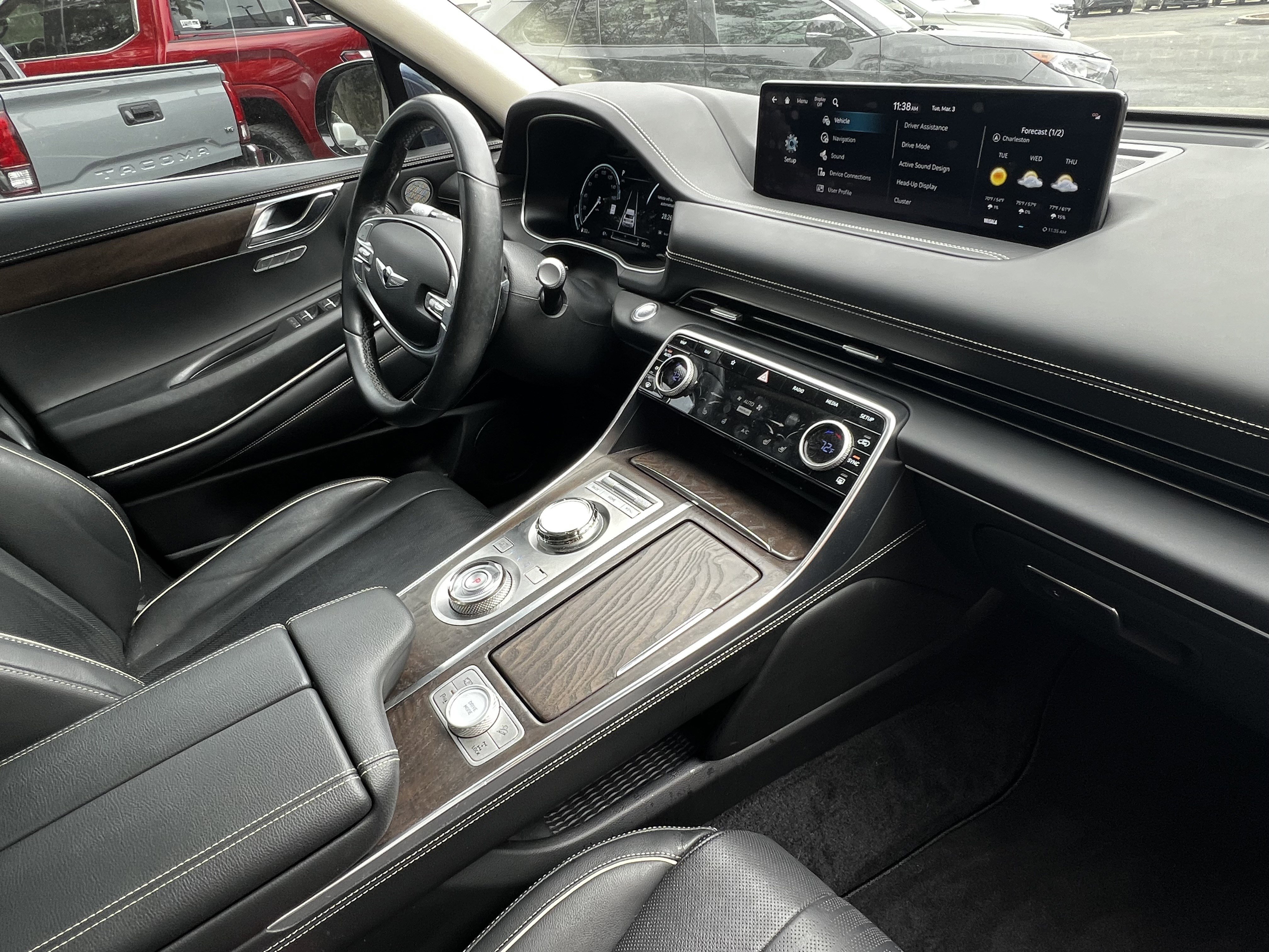 Used 2023 Genesis GV80 2.5T w/ Prestige 20" Package image 48