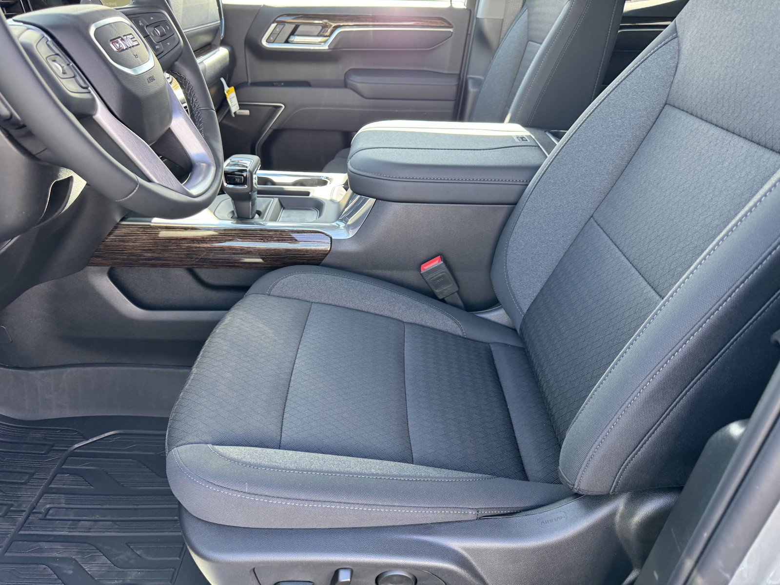 New 2025 GMC Sierra 1500 Elevation AWD/4WD image 15