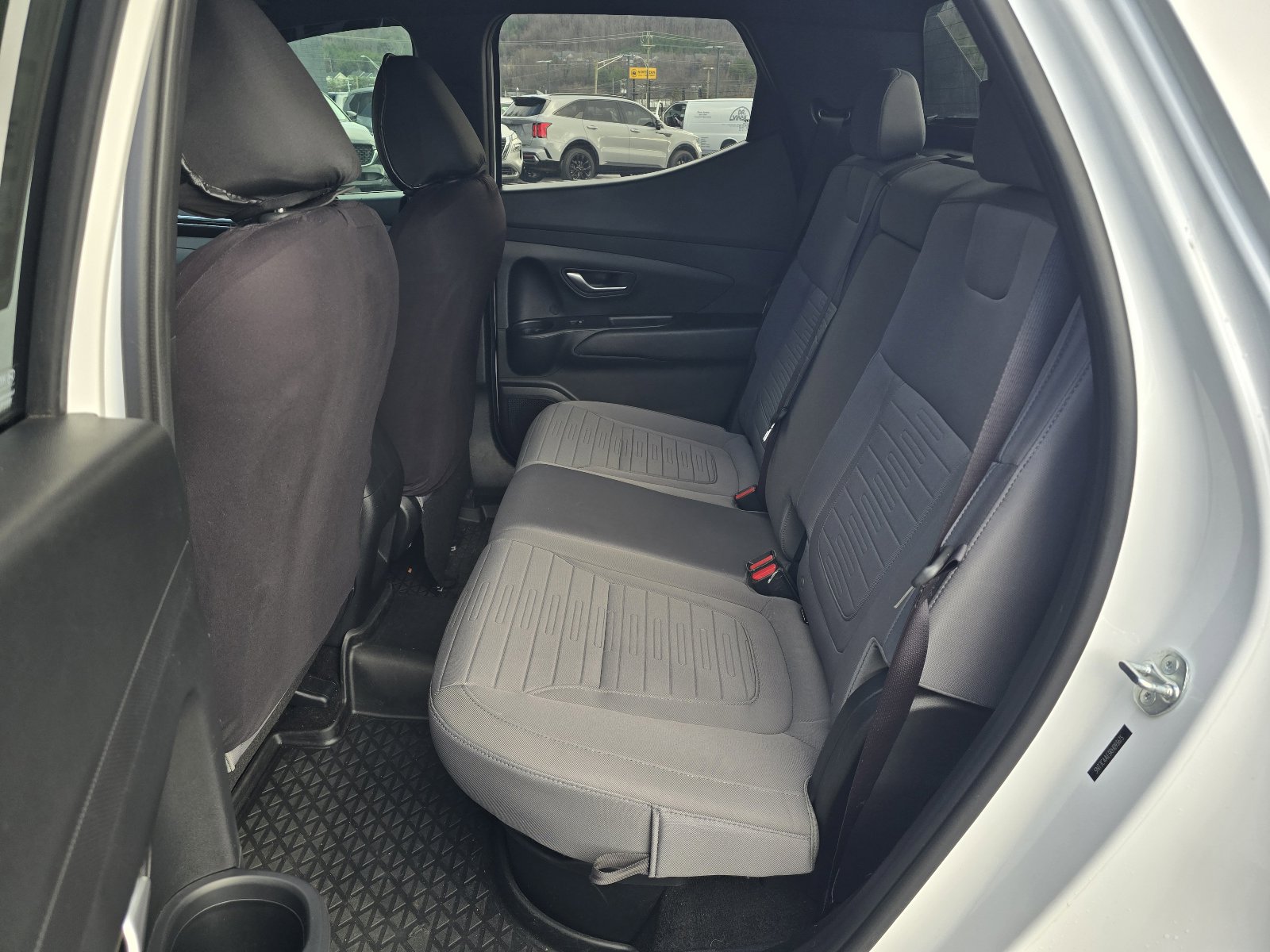 Used 2024 Hyundai Santa Cruz SEL w/ Activity Package image 12