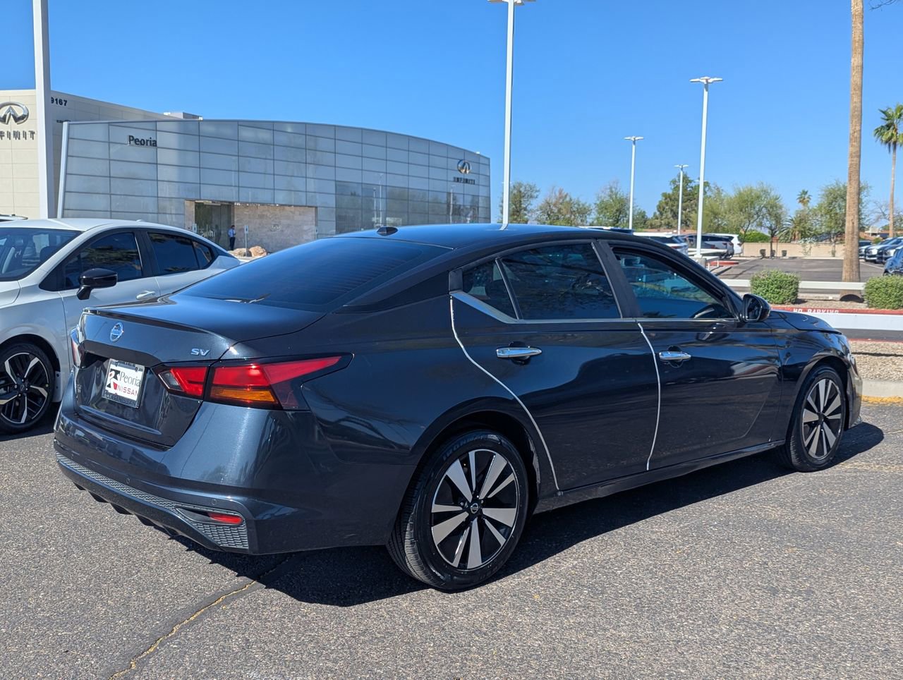 Used 2021 Nissan Altima 2.5 SV image 6