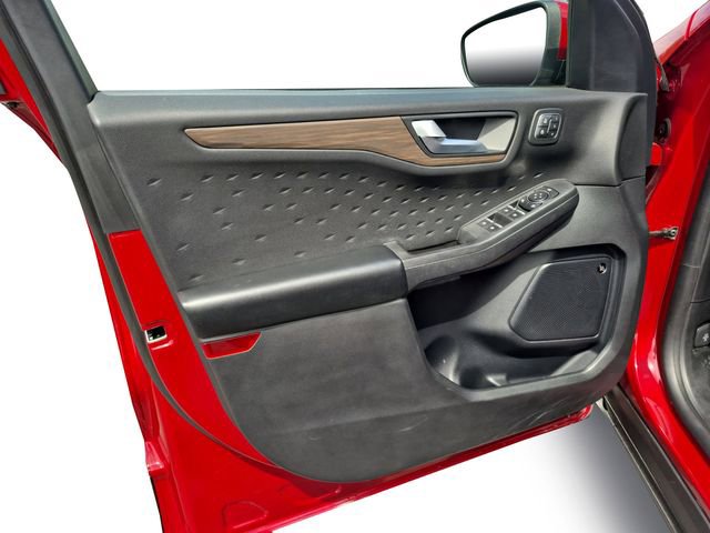 Used 2020 Ford Escape Titanium w/ Titanium Premium Package 2.0 image 11