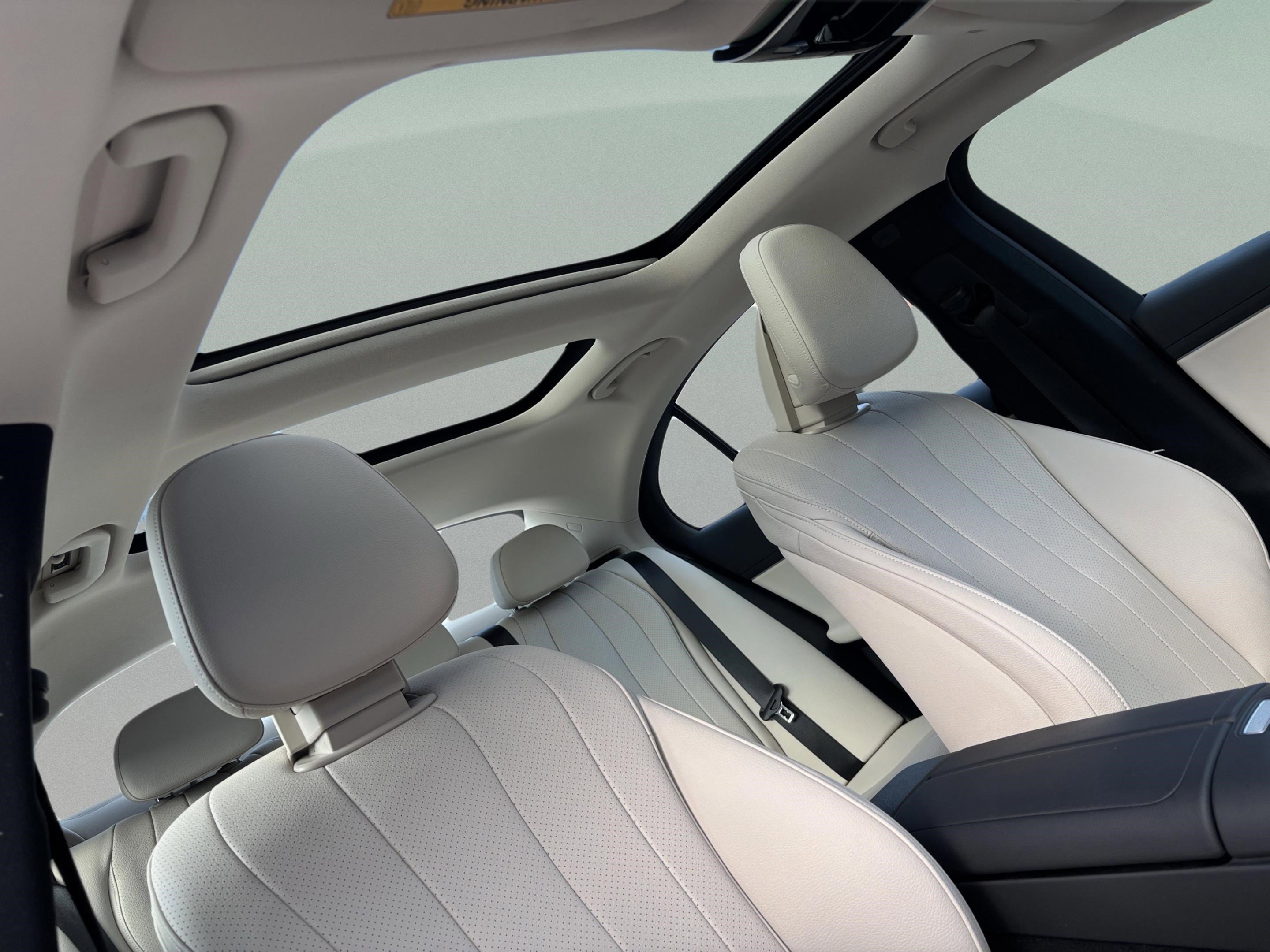 Used 2024 Mercedes-Benz E 450 4MATIC Sedan image 27