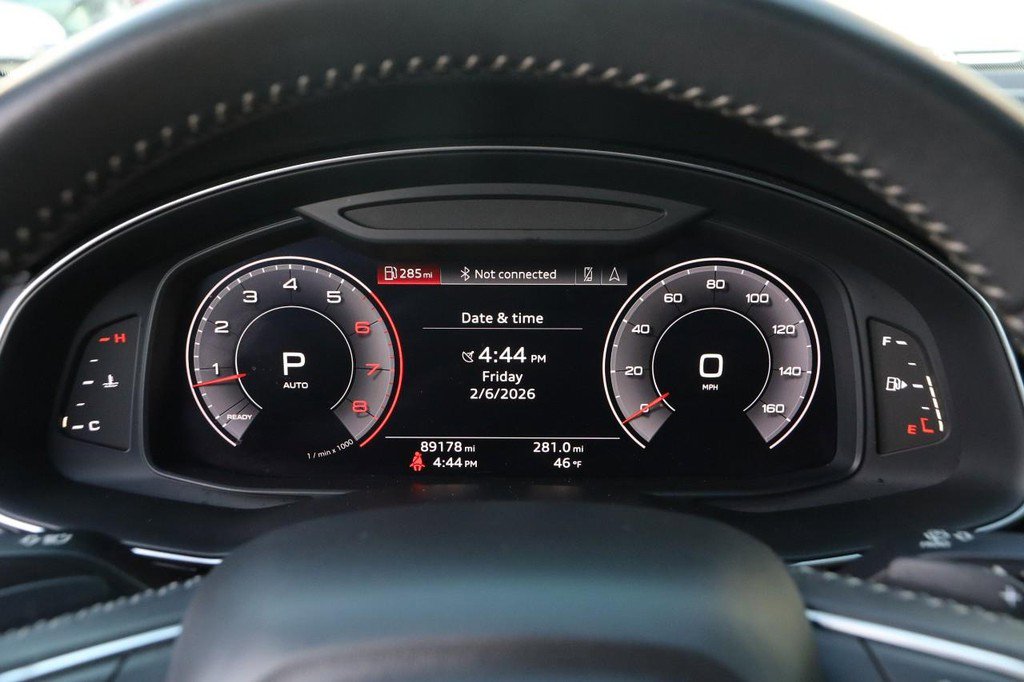 Used 2019 Audi Q8 Premium Plus w/ Premium Plus image 14