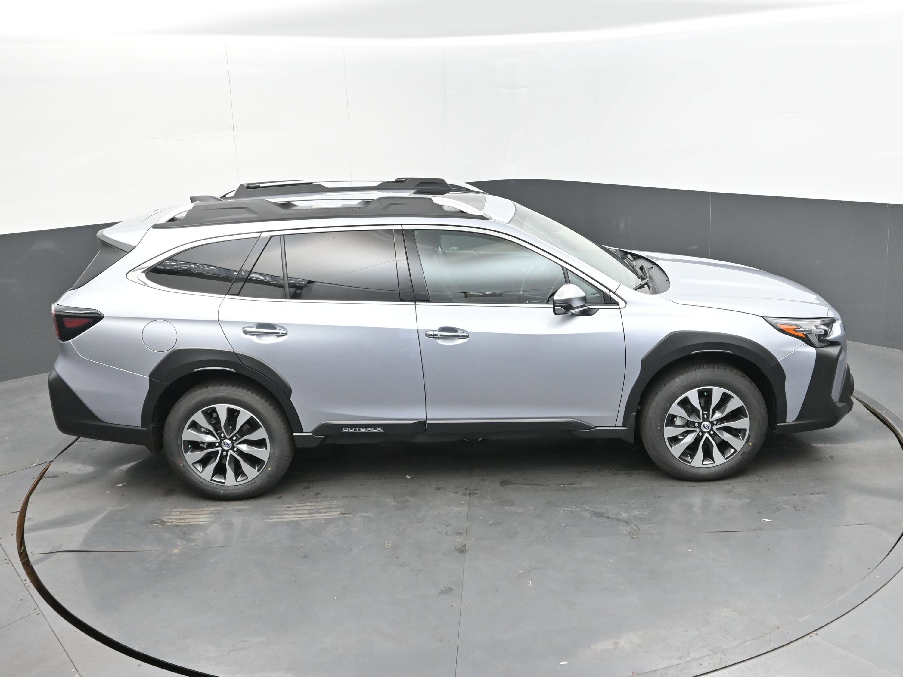 New 2025 Subaru Outback Touring XT image 38