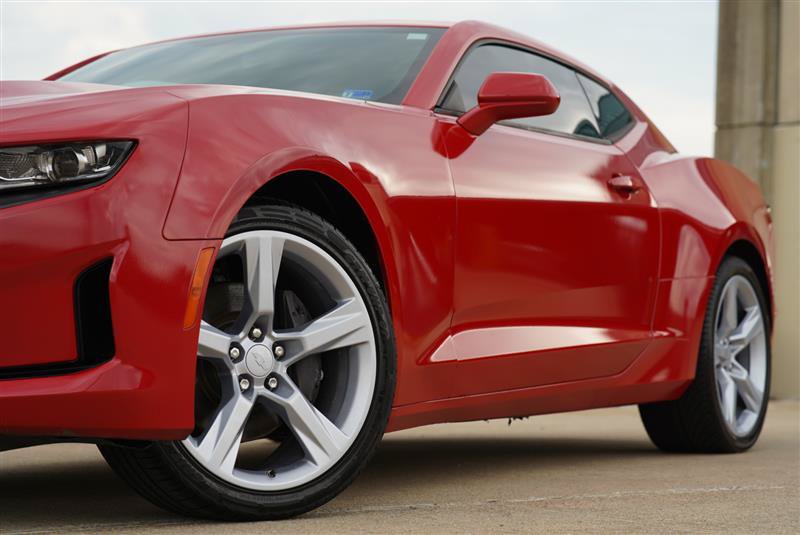 Used 2016 Chevrolet Camaro SS RWD image 13