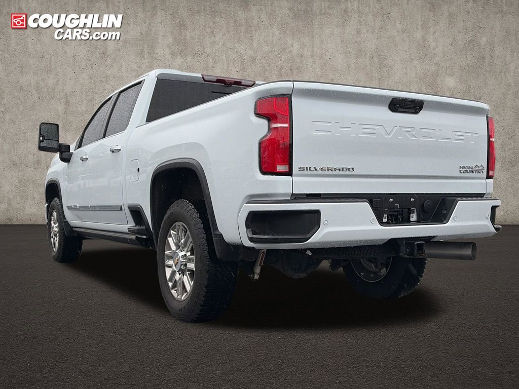 Used 2026 Chevrolet Silverado 3500 High Country w/ High Country Premium Package AWD/4WD image 4