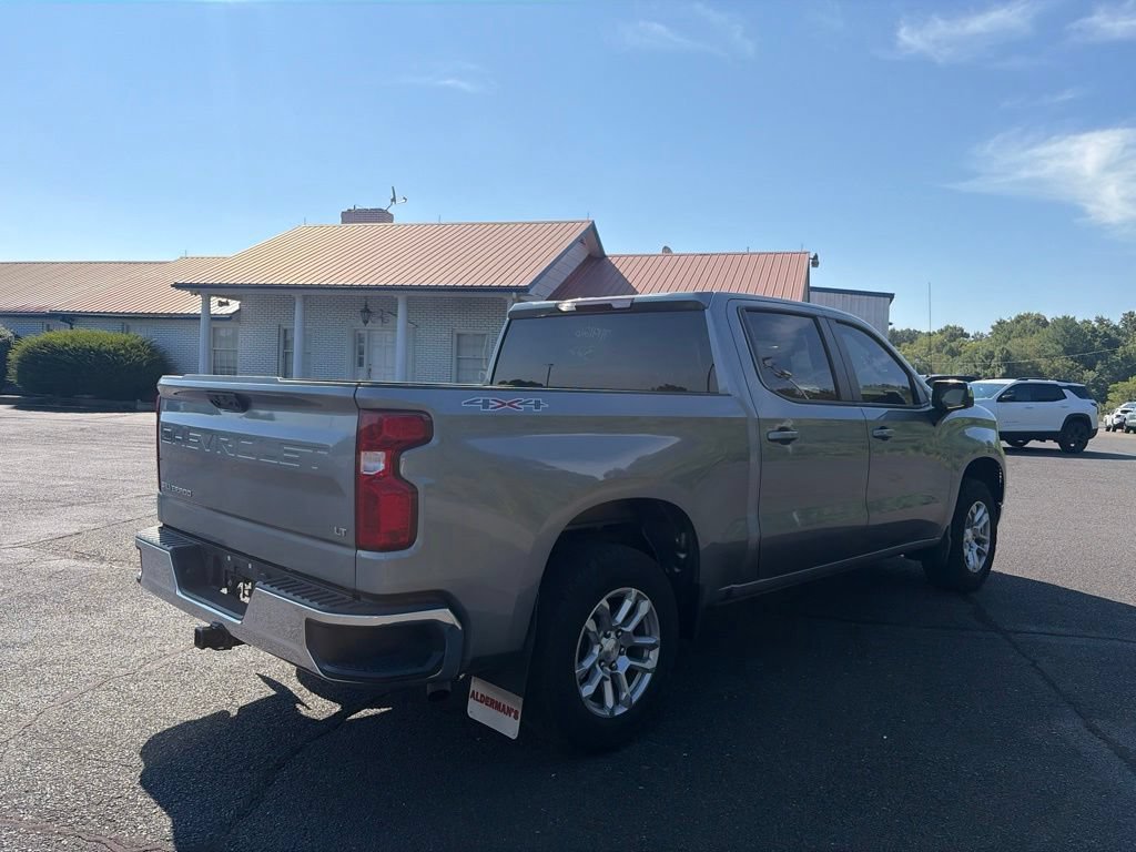 Used 2023 Chevrolet Silverado 1500 LT AWD/4WD image 10
