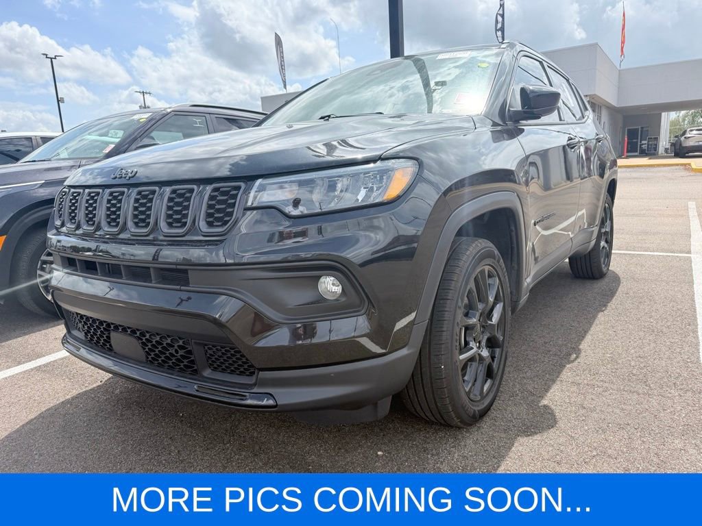 Used 2024 Jeep Compass Latitude w/ Convenience Group image 1