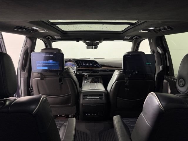 Used 2022 Cadillac Escalade ESV Sport Platinum AWD/4WD image 23