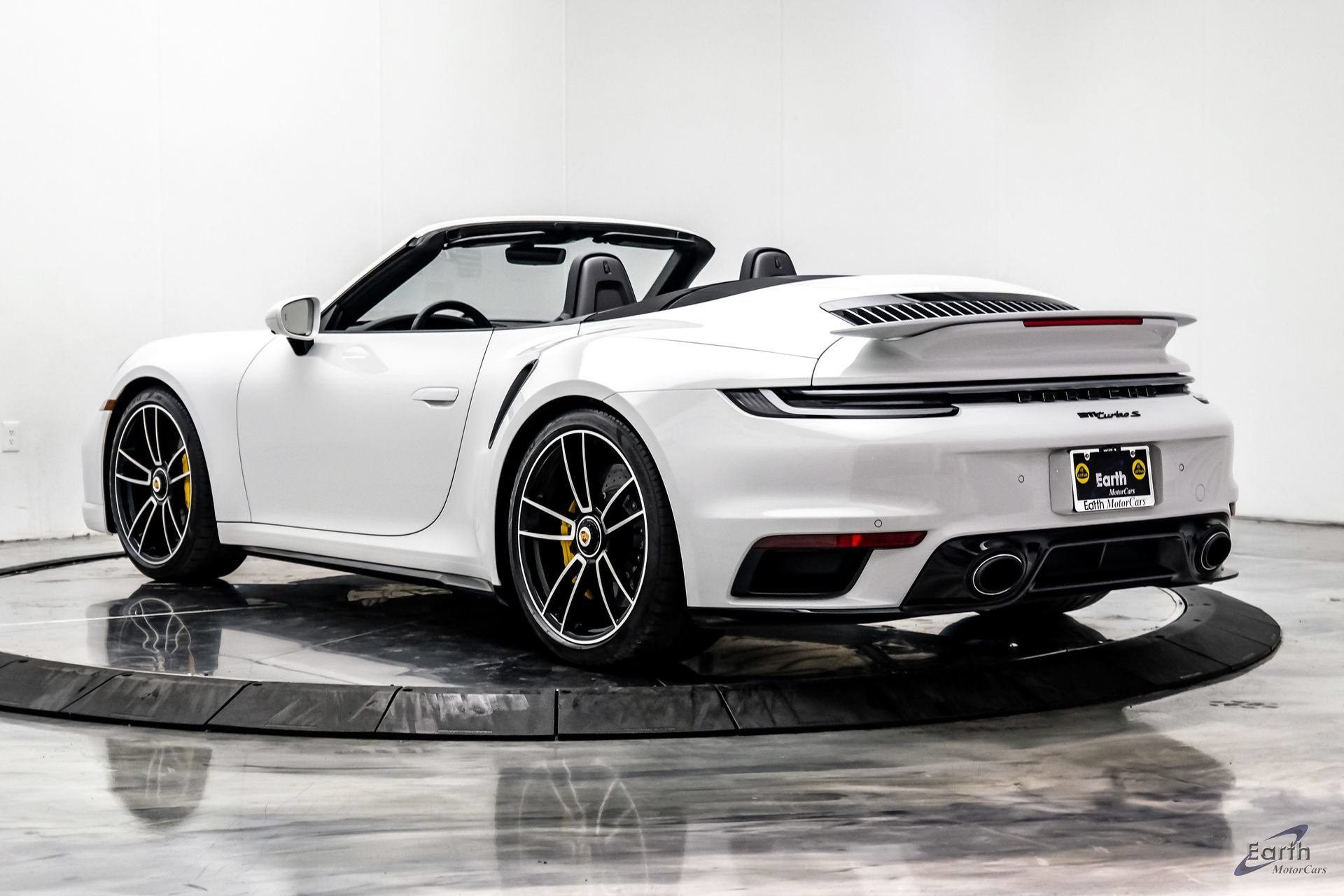 Used 2024 Porsche 911 Turbo S AWD/4WD image 12