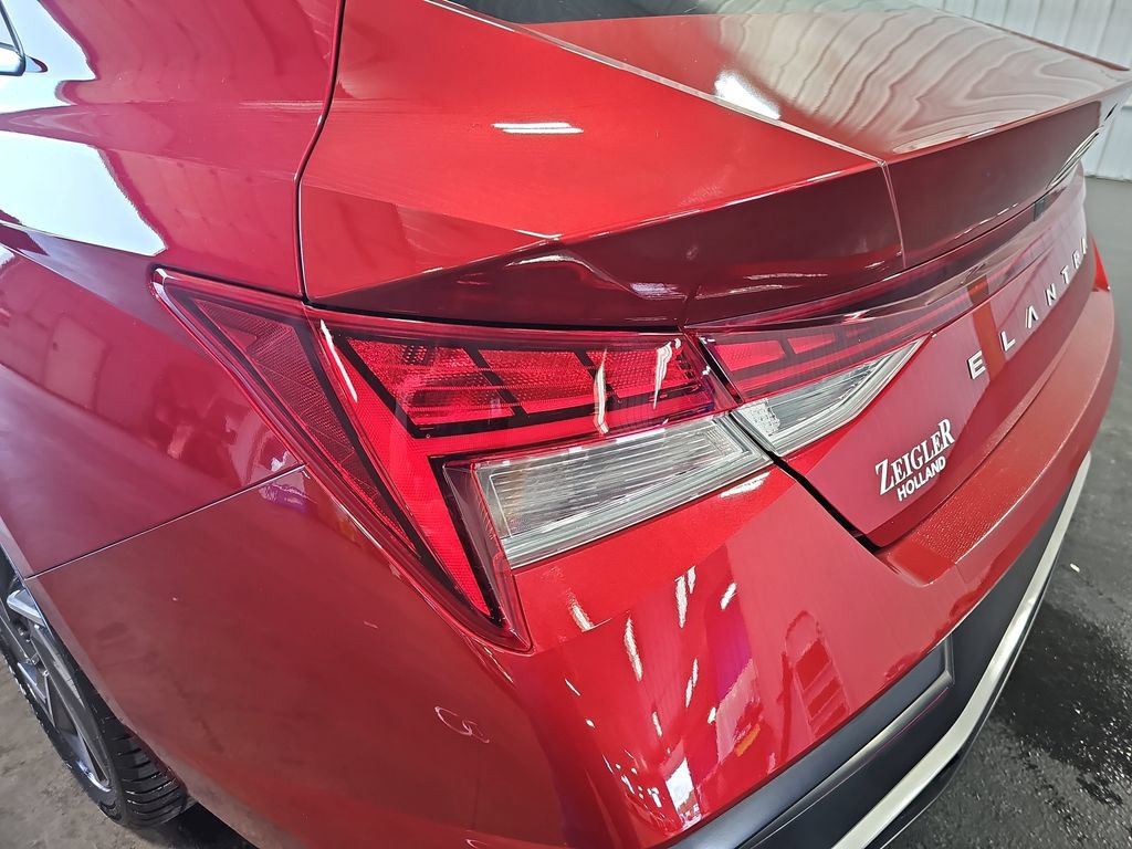 Certified 2025 Hyundai Elantra SEL FWD image 67