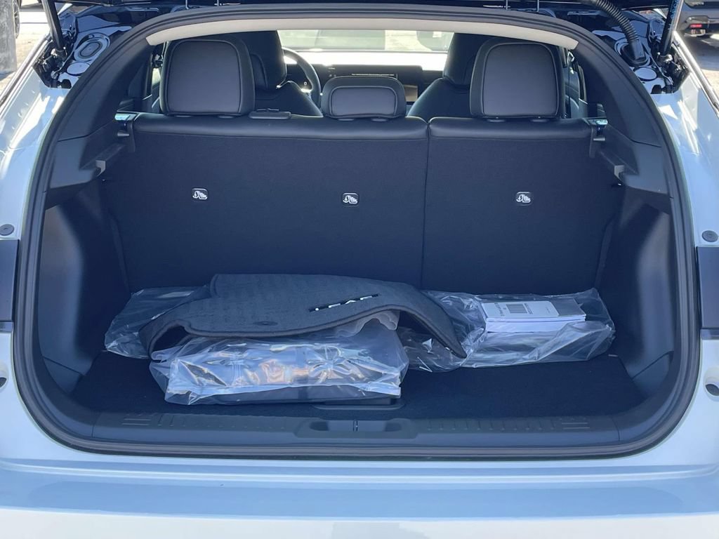 New 2026 Nissan Leaf SV+ w/ Floor Mat Package (SV+) FWD image 8