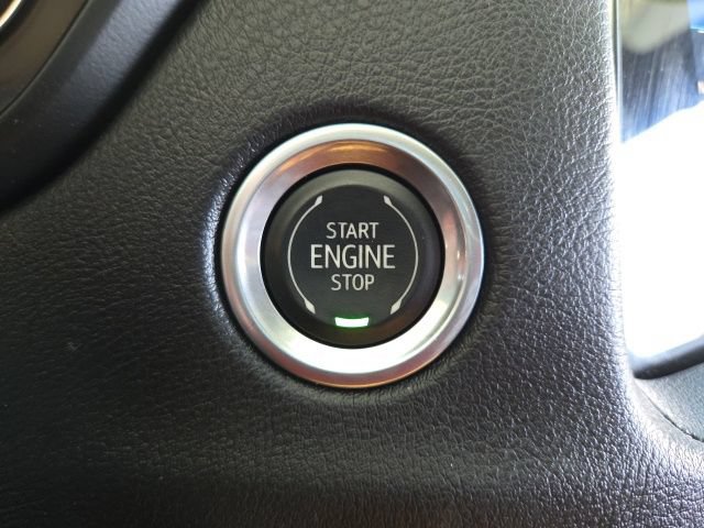 Used 2021 Cadillac XT4 Premium Luxury w/ Sun And Sound Package AWD/4WD image 14