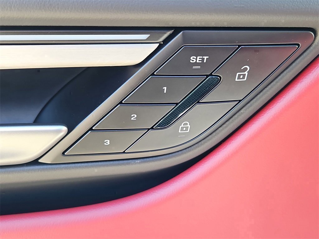 Certified 2025 Porsche Macan 4 Electric image 24