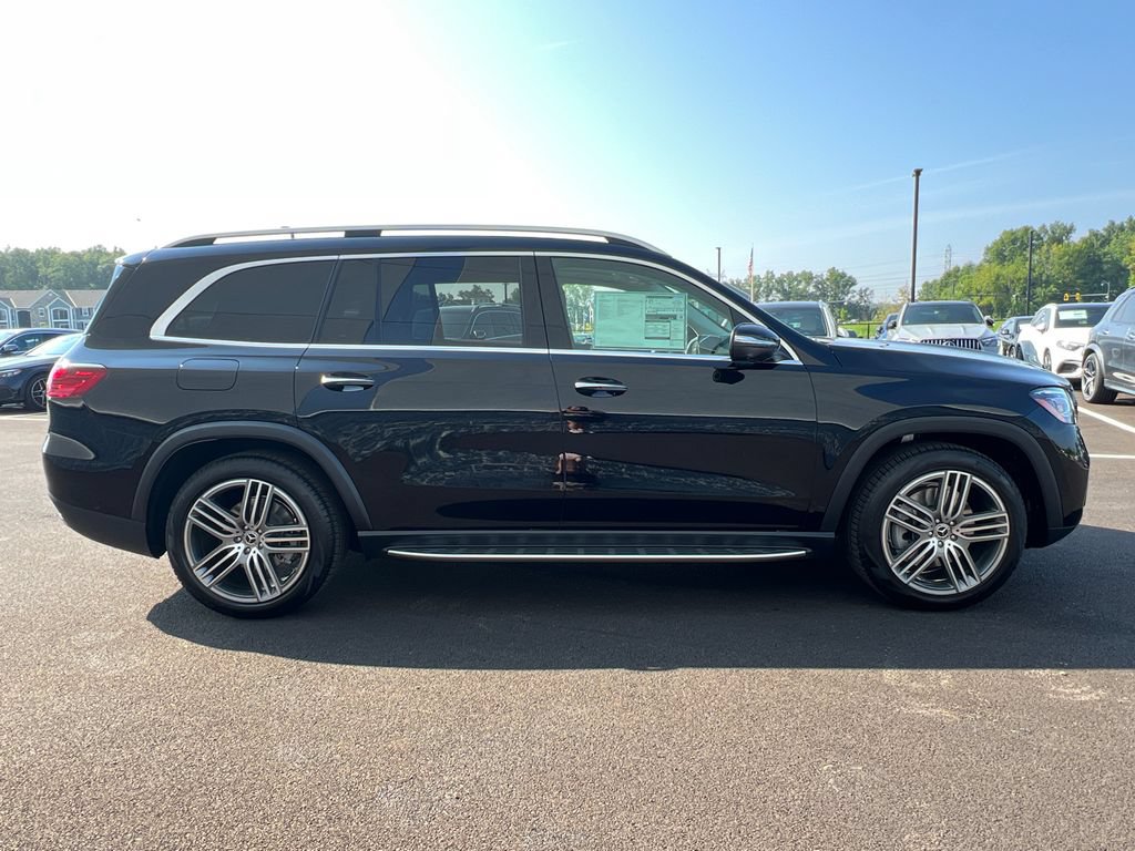 New 2026 Mercedes-Benz GLS 450 4MATIC image 9