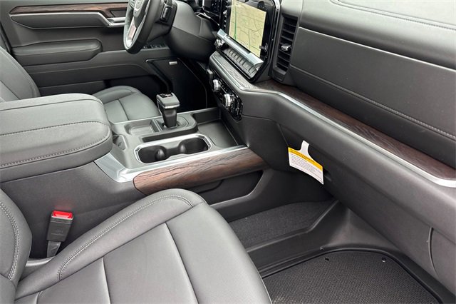 New 2026 GMC Sierra 1500 SLT w/ SLT Premium Plus Package image 17