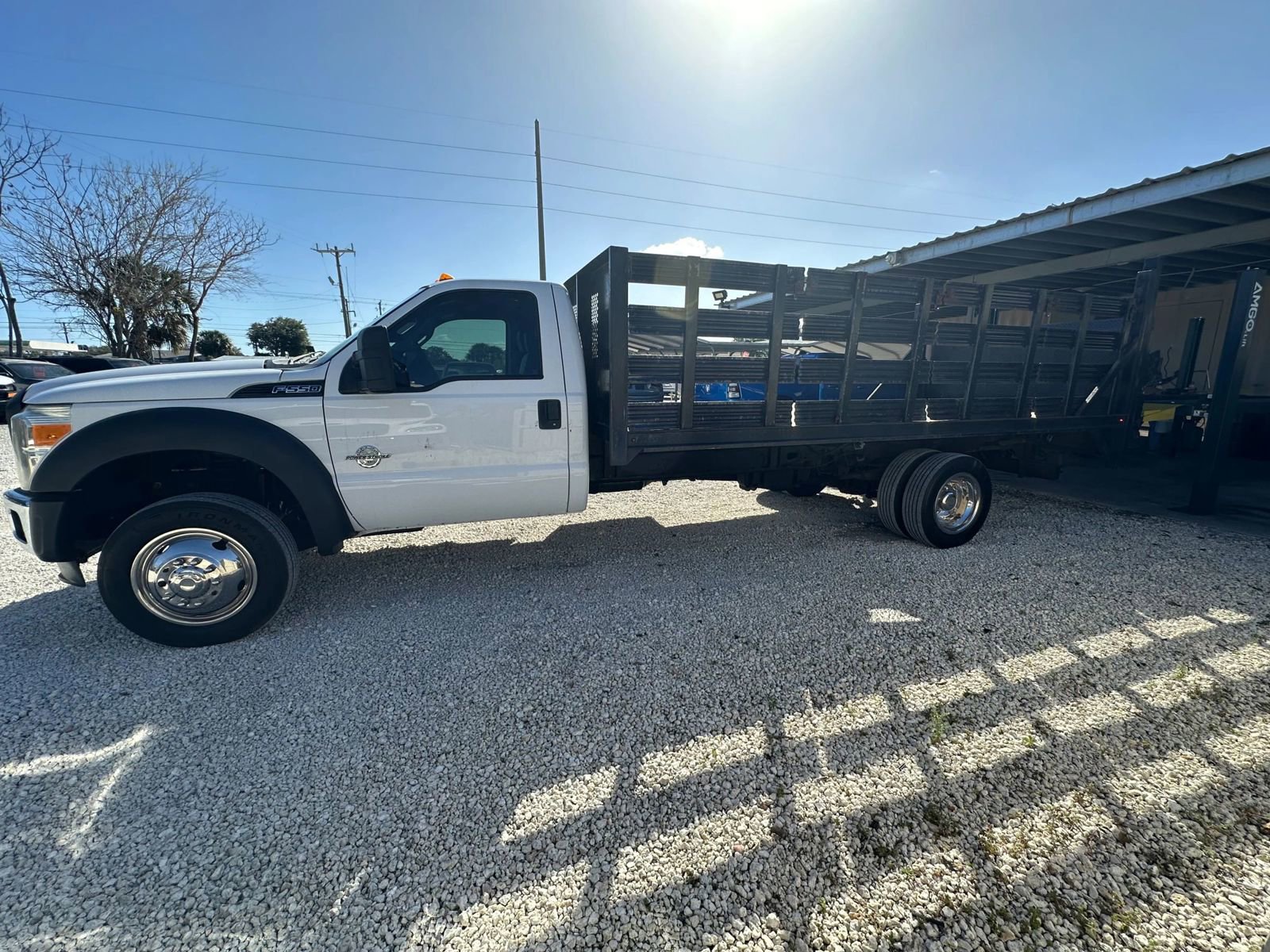 Used 2016 Ford F550 XL 165  W.B. 2D image 4