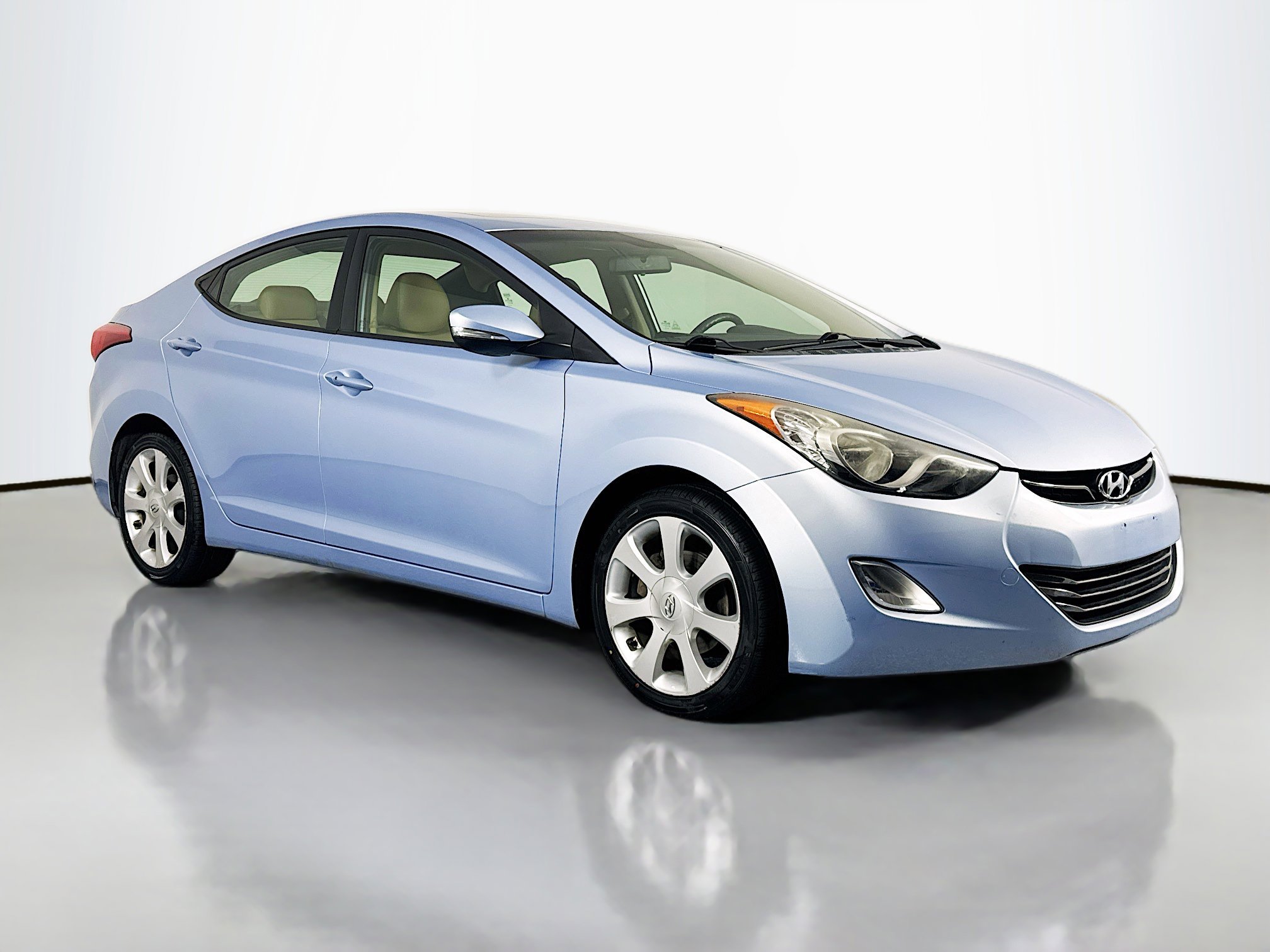 Used 2012 Hyundai Elantra Limited w/ Technology Pkg 5 FWD image 3