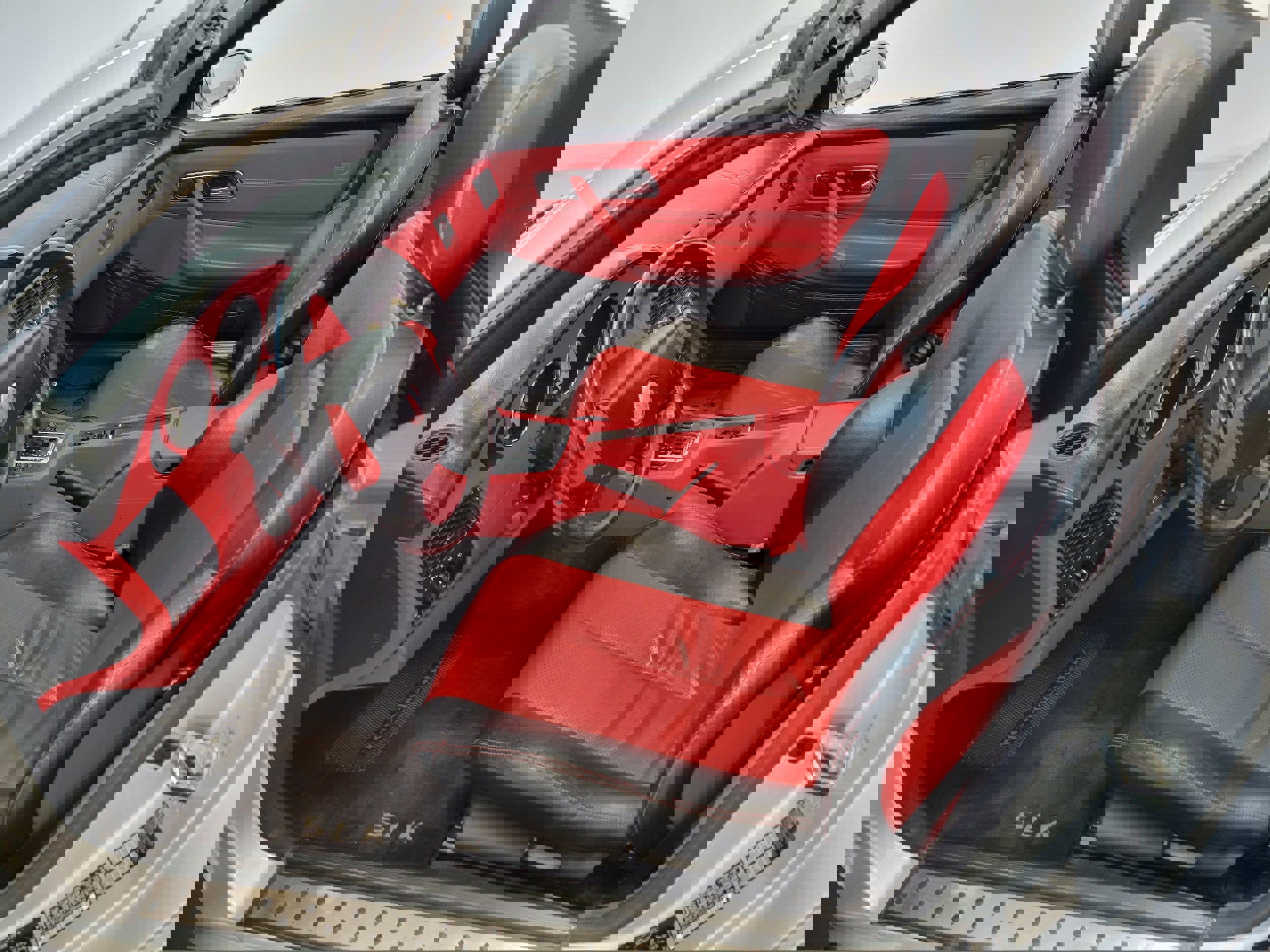 Used 1998 Mercedes-Benz SLK 230 image 7