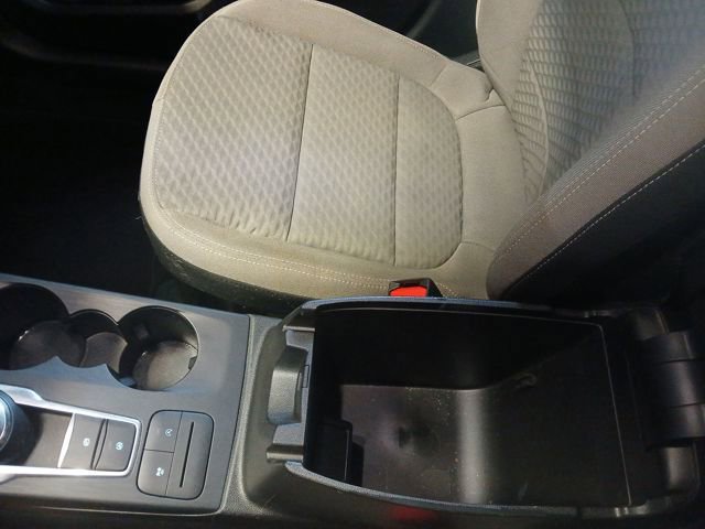 Certified 2022 Ford Escape SE w/ Cold Weather Package image 39