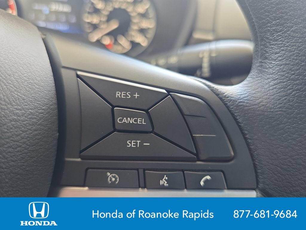 Used 2025 Nissan Altima 2.5 SV FWD image 23