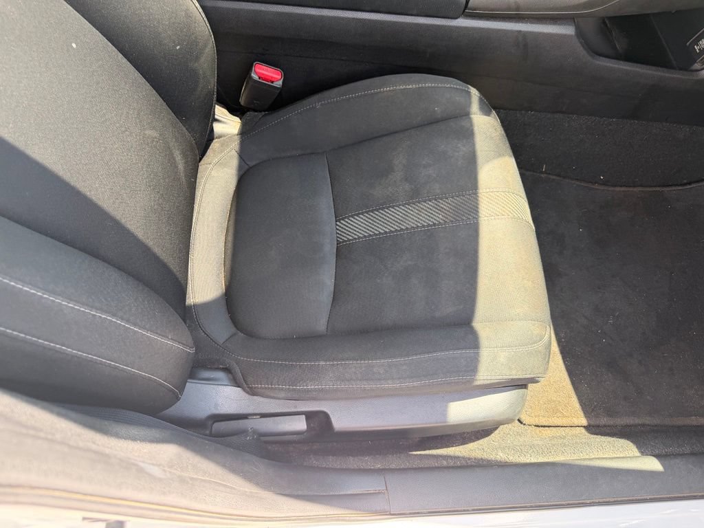 Used 2018 Honda Civic EX image 17