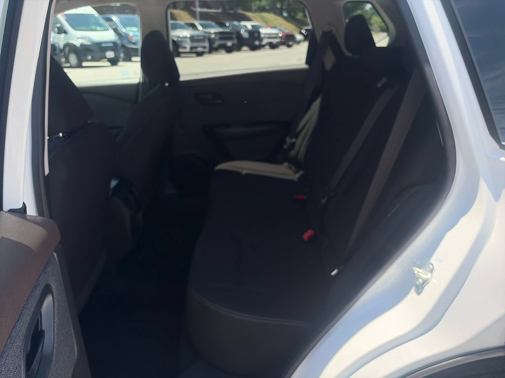 Used 2023 Nissan Rogue S AWD/4WD image 24