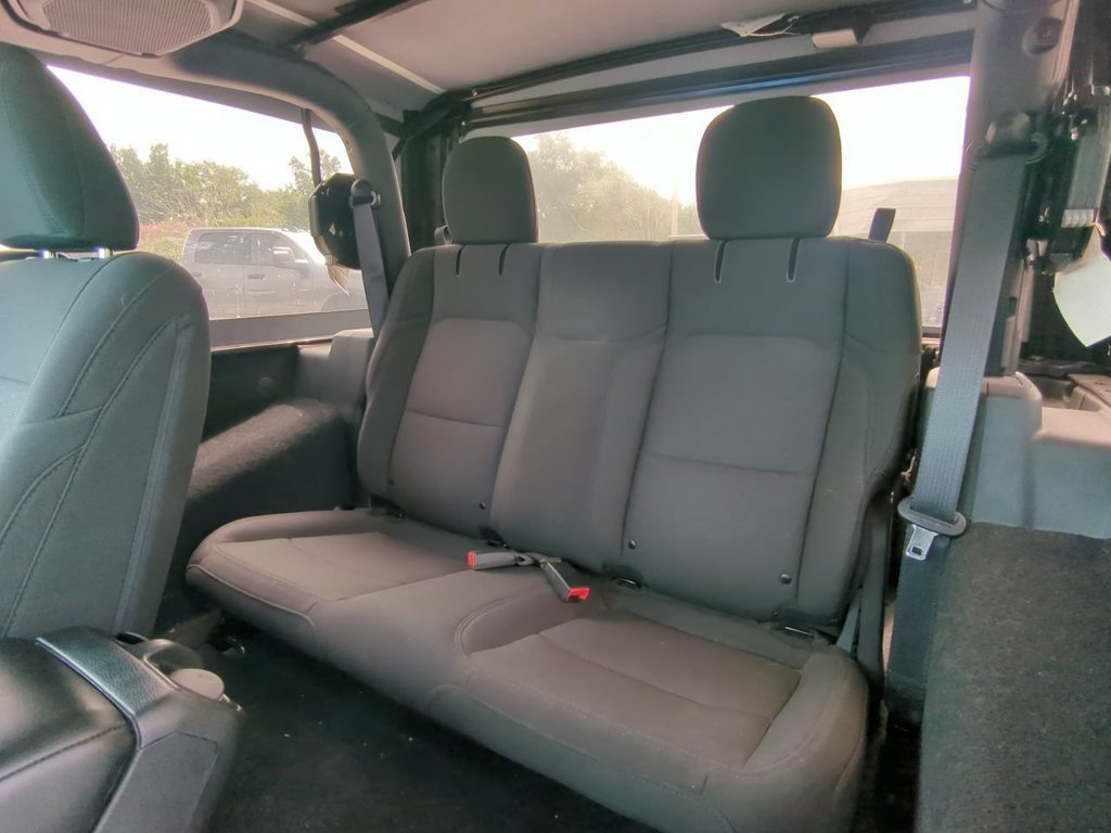 Used 2023 Jeep Wrangler Sport AWD/4WD image 14