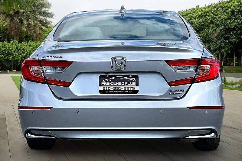 Used 2019 Honda Accord Touring image 3