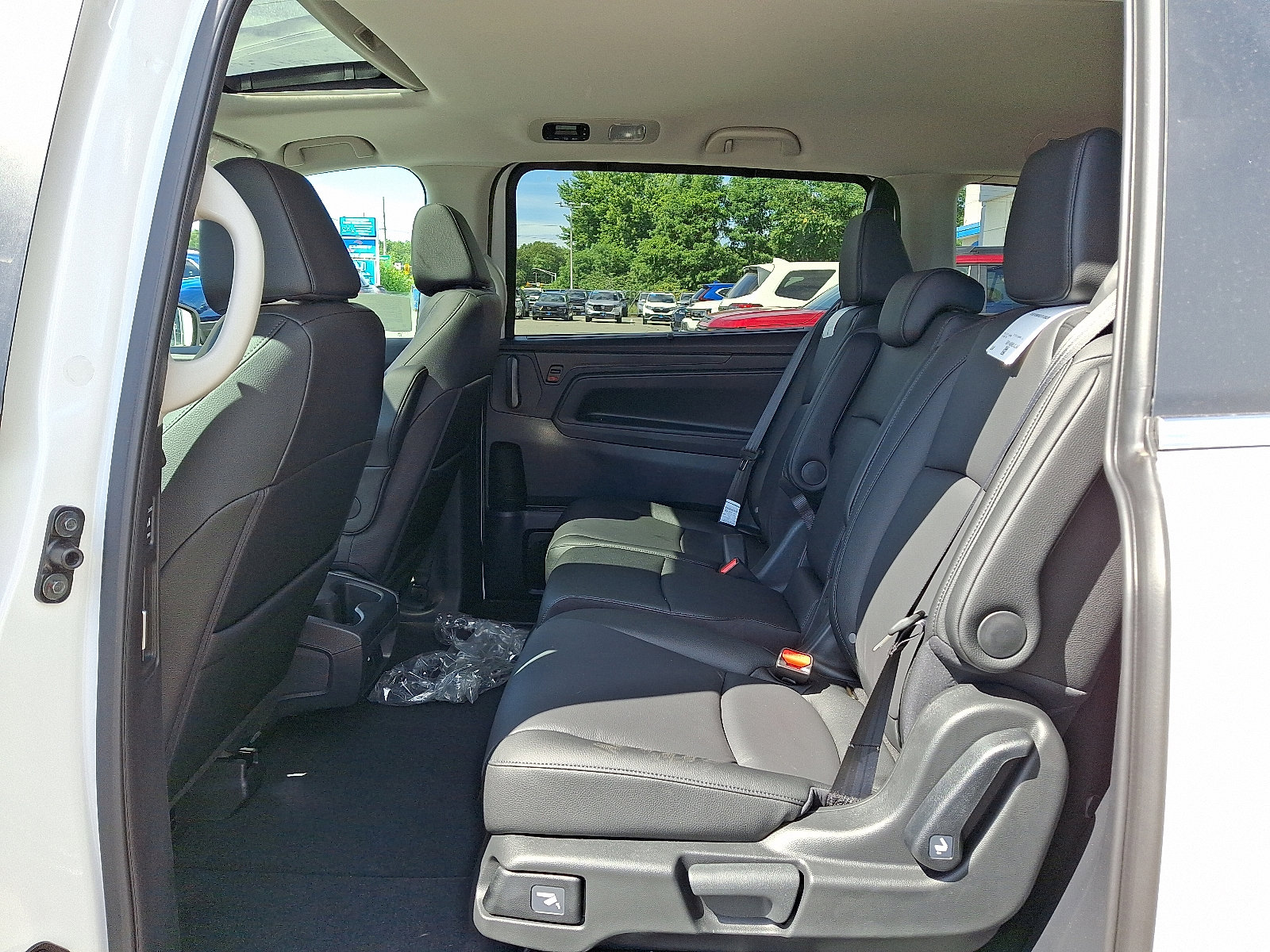New 2026 Honda Odyssey EX-L image 5