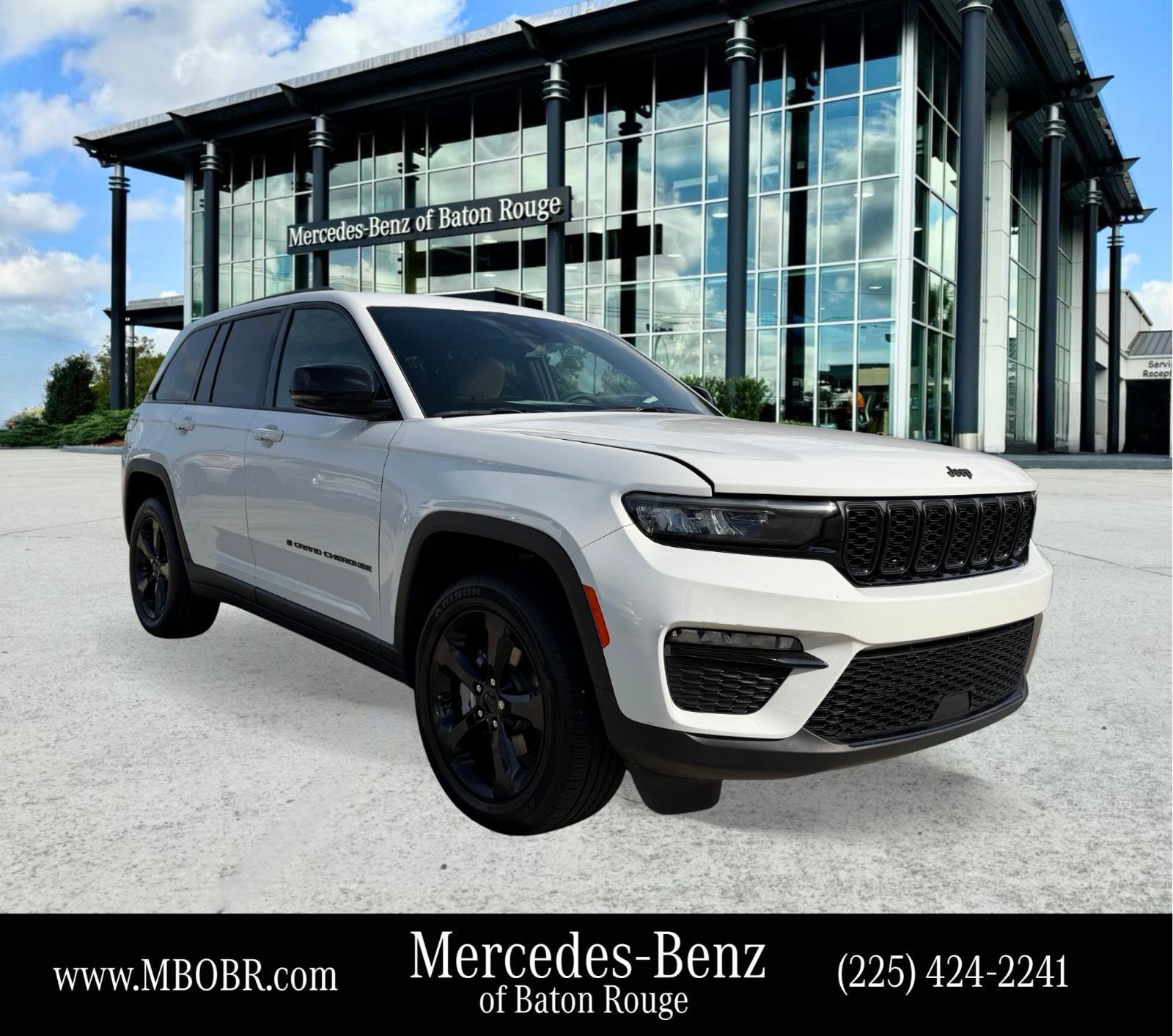 Used 2024 Jeep Grand Cherokee Limited w/ Black Appearance Package RWD image 1