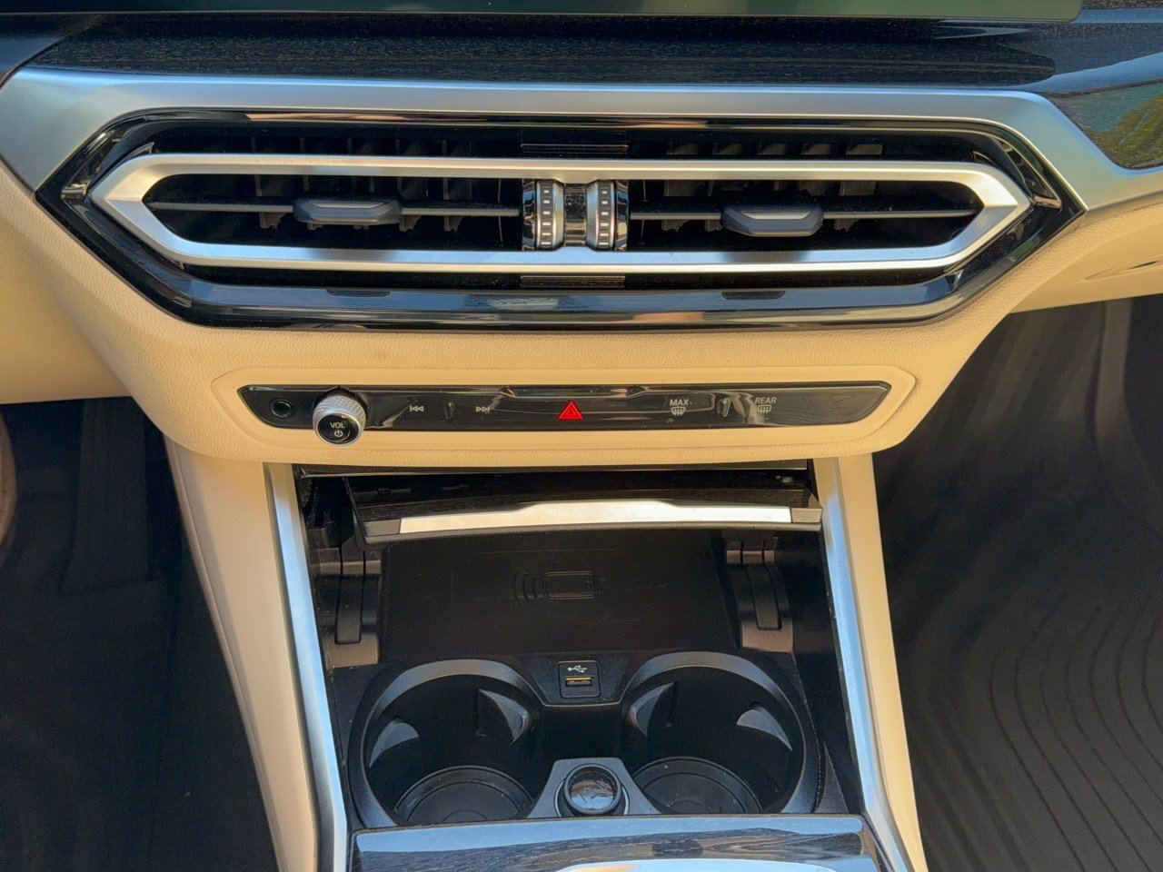 Certified 2023 BMW 330i Sedan w/ Driving Assistance Package RWD image 22