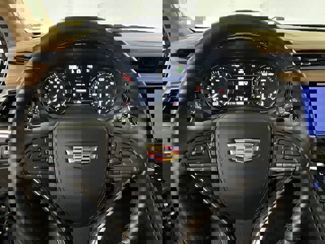 Certified 2024 Cadillac XT6 Sport w/ Platinum Package image 15